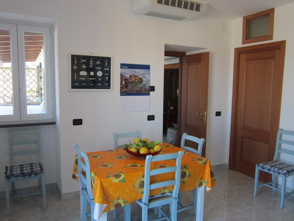 Flora Apartment *